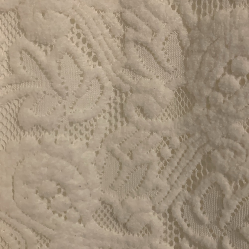 Charming Ivory Lace Crochet Front Women's Top - Picture 5 of 11